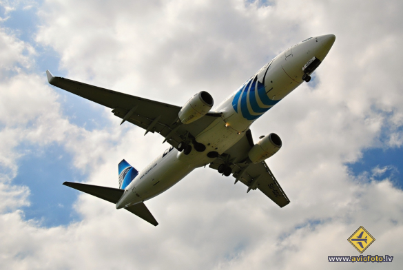 Boeing 737-866
