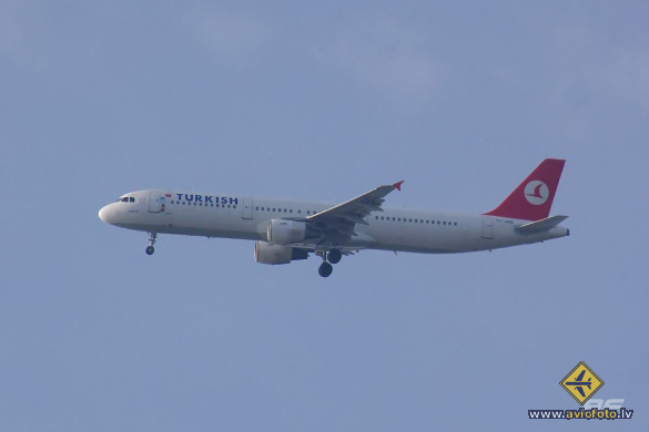 Airbus A321-211