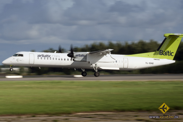 Bombardier DHC-8-402 Q400