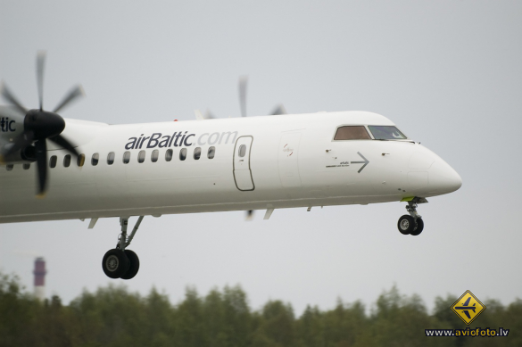 Bombardier DHC-8-402 Q400