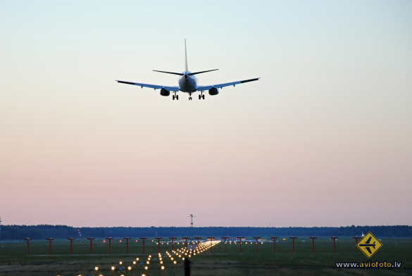 Boeing 737-522