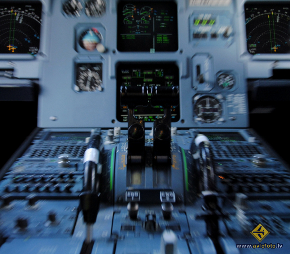 Airbus A320-212