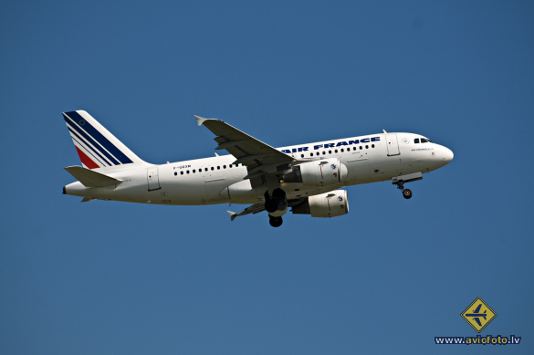 Airbus A319-111