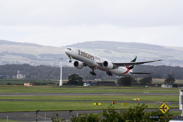 Boeing 777-31H/ER