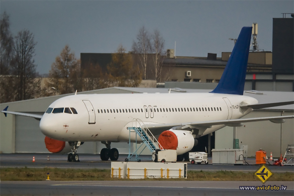 Airbus A320-212