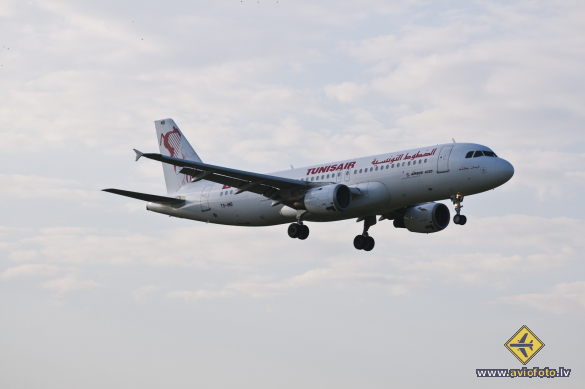 Airbus A320-211