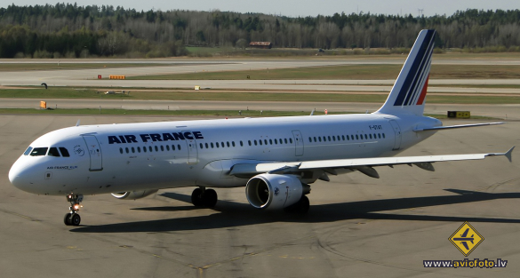 Airbus A321-211