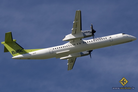 Bombardier DHC-8-402 Q400