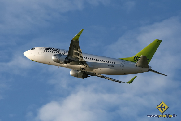 Boeing 737-36Q