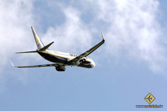 Boeing 737-8AS