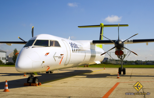 Bombardier DHC-8-402 Q400