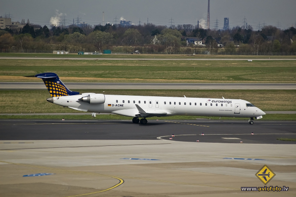 Bombardier CRJ-900ER (CL-600-2D24)