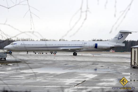 McDonnell Douglas MD-83 (DC-9-83)