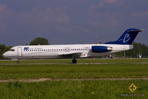Fokker 100 (F-28-0100)