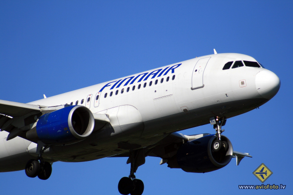 Airbus A320-214