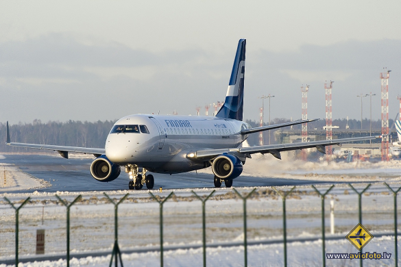 Embraer 170STD (ERJ-170-100STD)