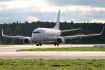 Boeing 737-548