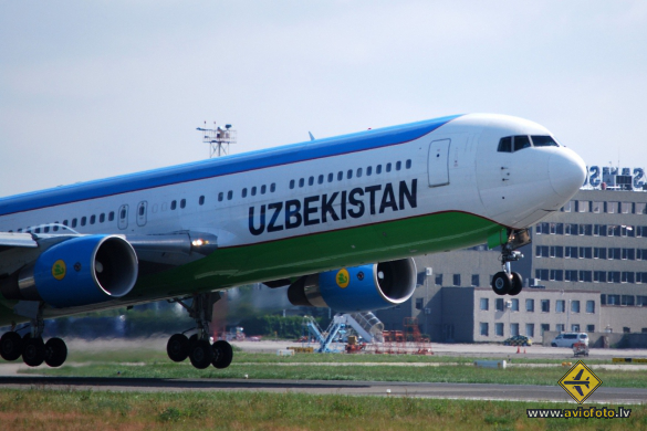 Boeing 767-3CB/ER