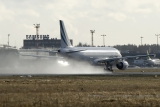 Airbus A320-211