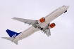 Boeing 737-883