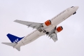 Boeing 737-883