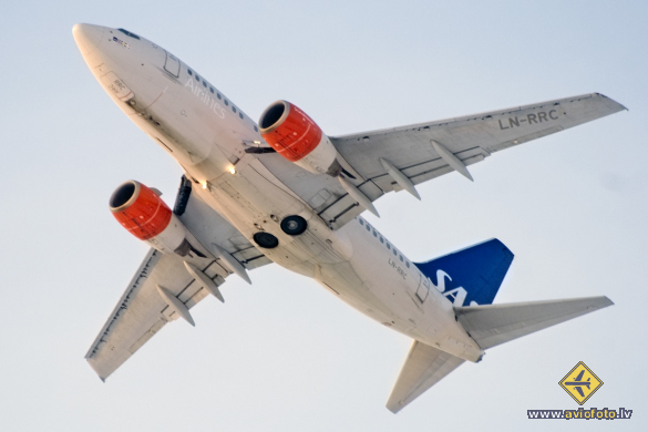 Boeing 737-683