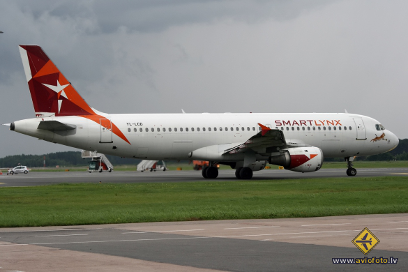 Airbus A320-211