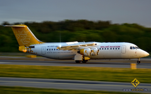 BAE Systems Avro 146-RJ100