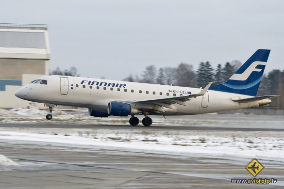Embraer 170STD (ERJ-170-100STD)