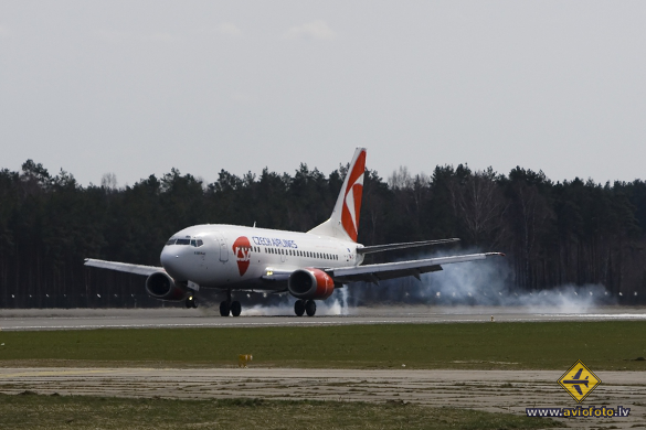 Boeing 737-55S