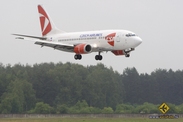 Boeing 737-55S