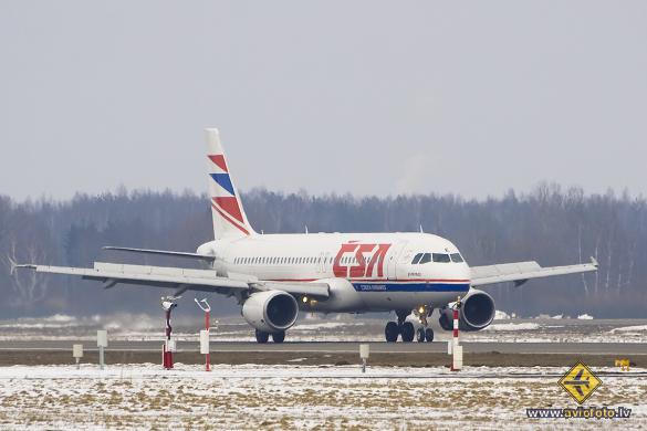 Airbus A320-214