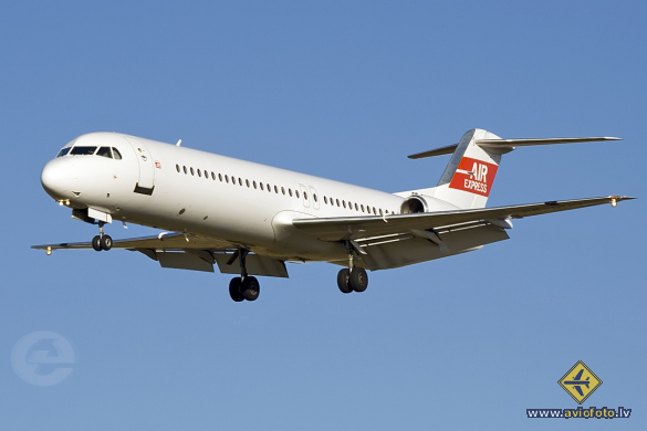 Fokker 100 (F-28-0100)