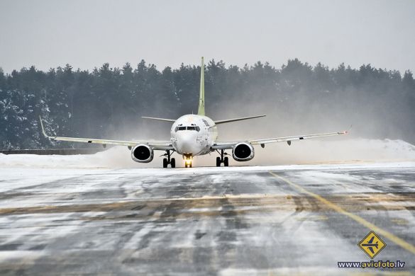 Boeing 737-36Q