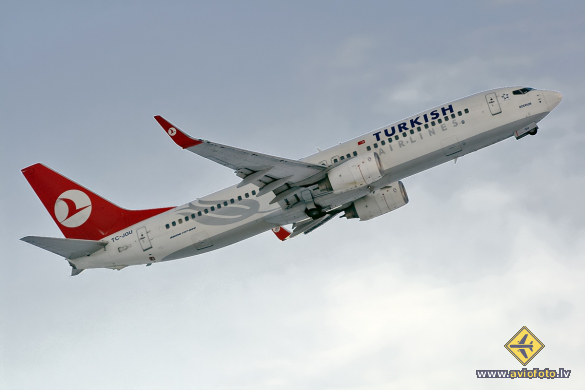 Boeing 737-8F2