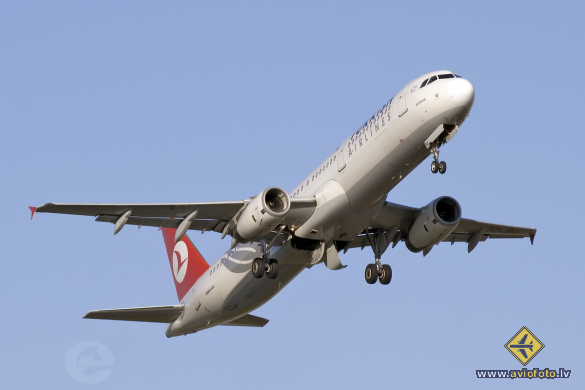 Airbus A321-232