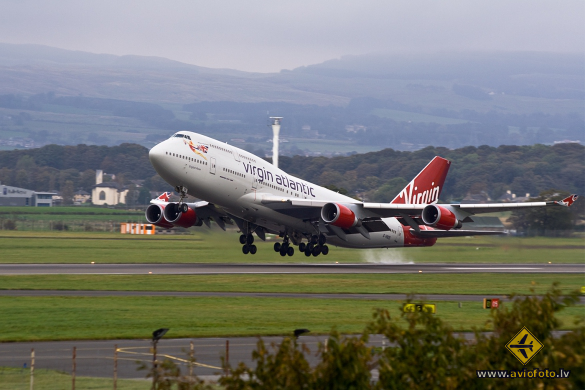 Boeing 747-443