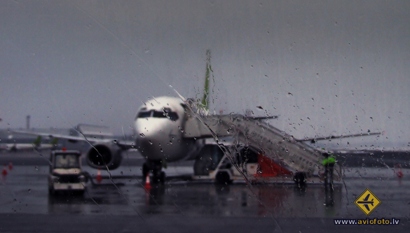 Boeing 737-522