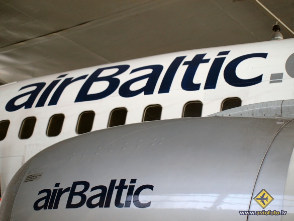 Boeing 737-522