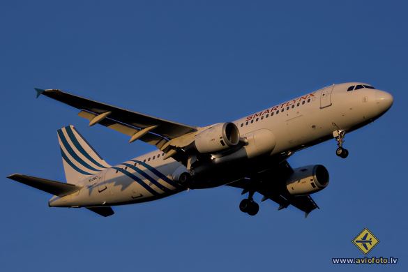 Airbus A320-211