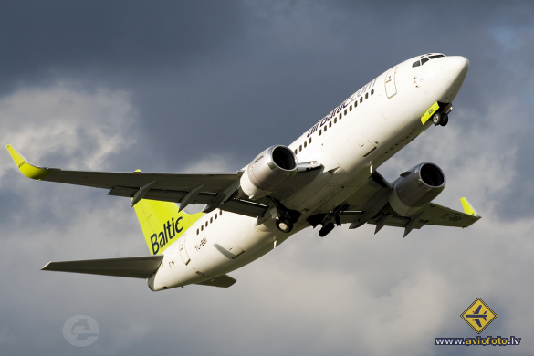Boeing 737-33A