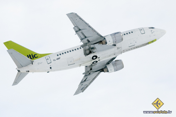 Boeing 737-522