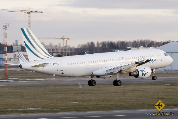 Airbus A320-211