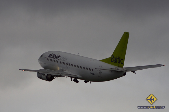Boeing 737-505
