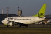 Boeing 737-548