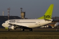 Boeing 737-548