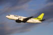 Boeing 737-548