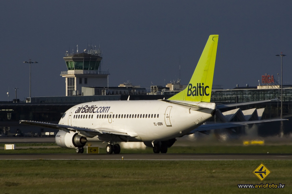 Boeing 737-522
