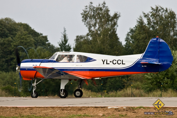 Yakovlev Yak-18T