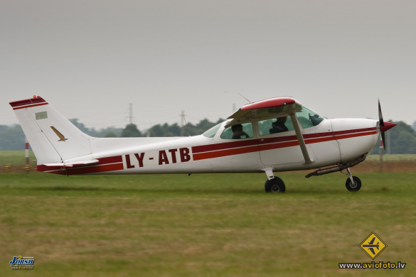 Cessna 172M Skyhawk